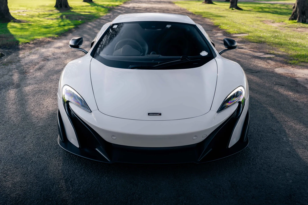 2016 McLaren 675LT Coupe - Image 15 of 31