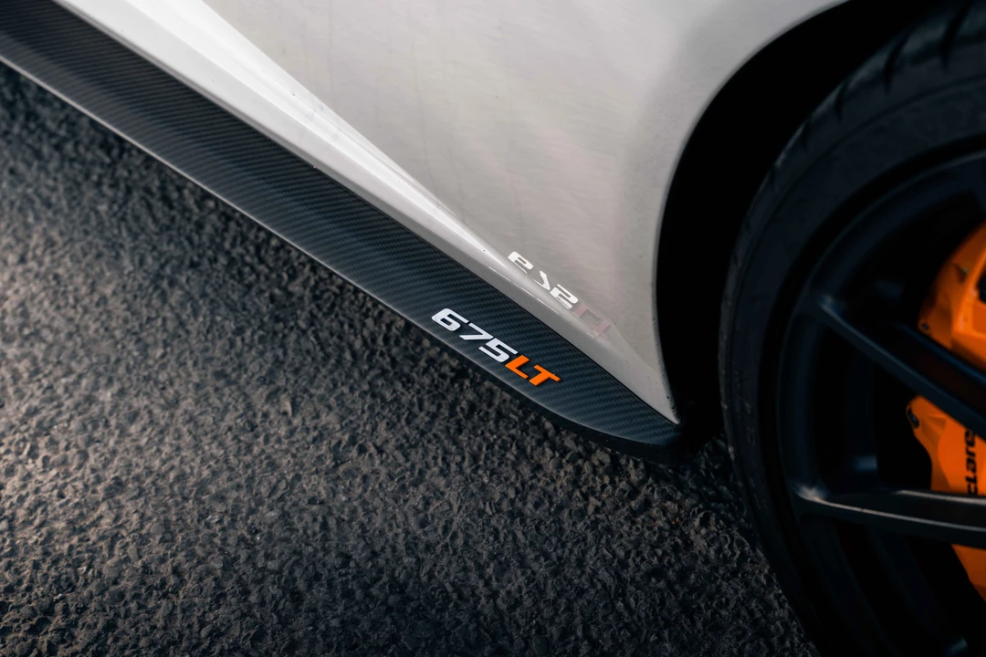 2016 McLaren 675LT Coupe - Image 31 of 31