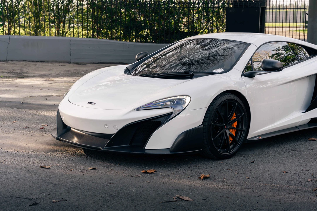 2016 McLaren 675LT Coupe - Image 22 of 31