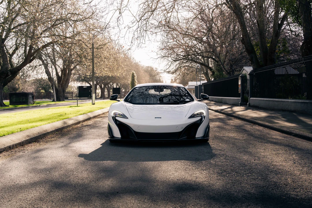 2016 McLaren 675LT Coupe - Image 10 of 31