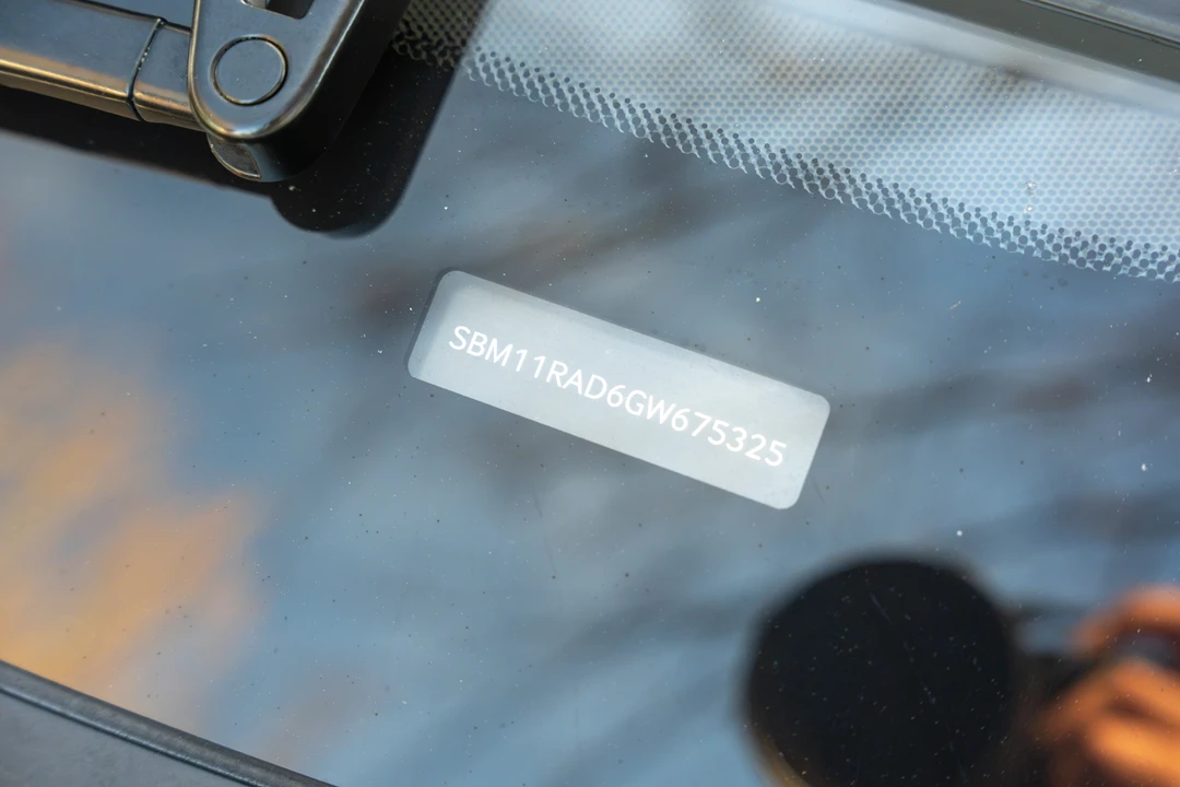 2016 McLaren 675LT Coupe - Image 25 of 31