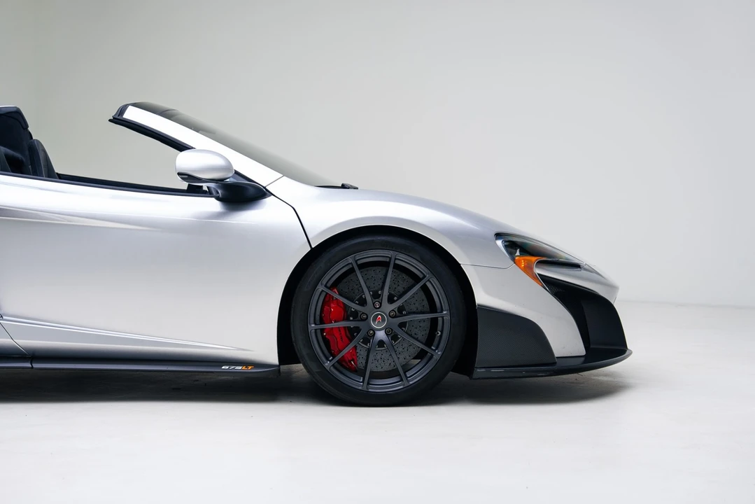 2016 McLaren 675LT - Image 20 of 21