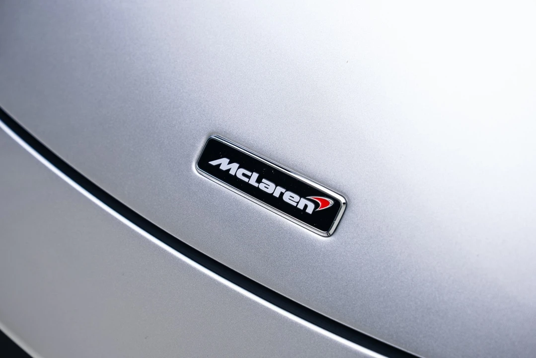 2016 McLaren 675LT - Image 9 of 21