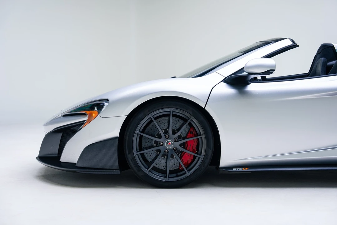 2016 McLaren 675LT - Image 15 of 21