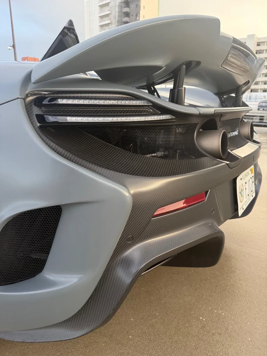 2016 McLaren 675LT - Image 9 of 12
