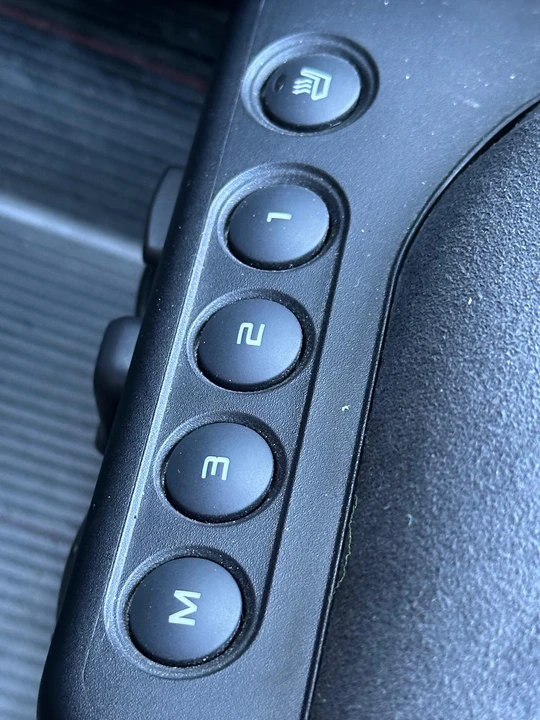 2016 McLaren 675LT Spider - Image 19 of 23
