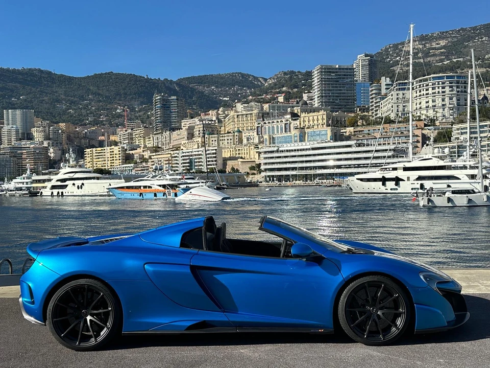 2016 McLaren 675LT Spider - Image 4 of 23