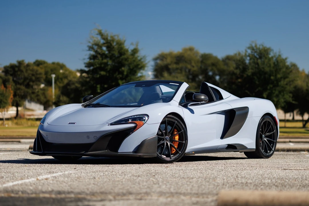 2016 McLaren 675LT Spider - Image 2 of 12