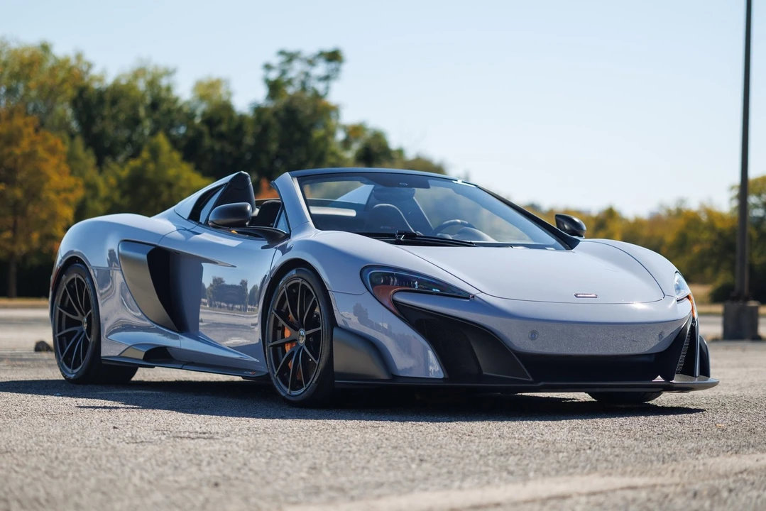 2016 McLaren 675LT Spider - Image 6 of 12