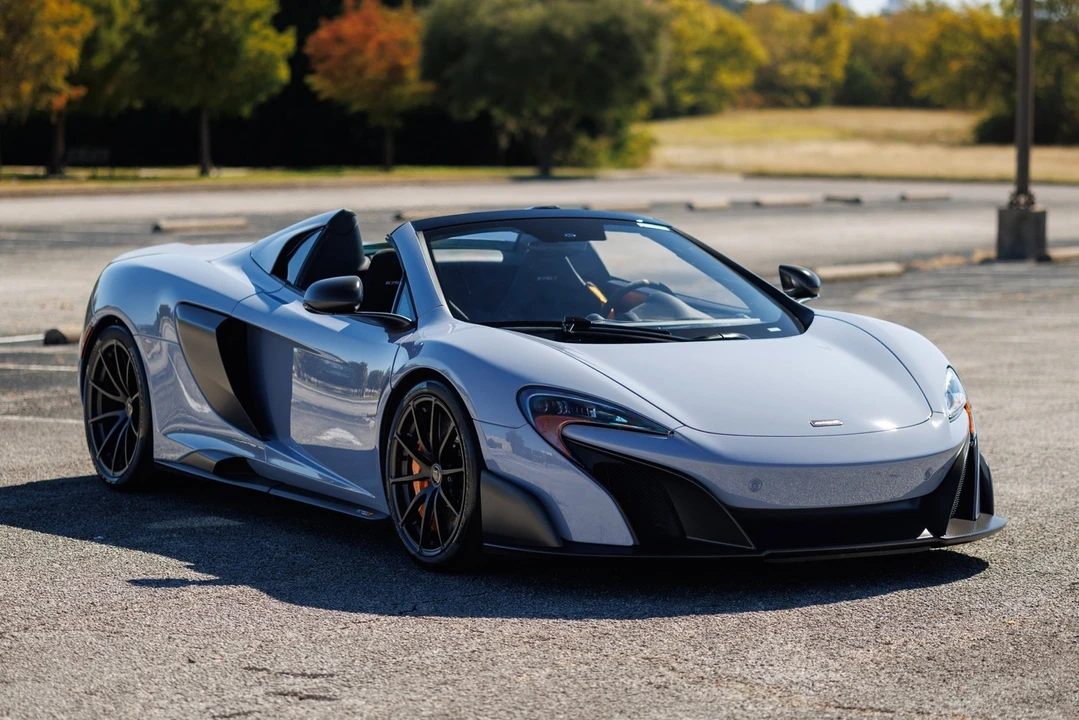 2016 McLaren 675LT Spider - Image 6 of 12