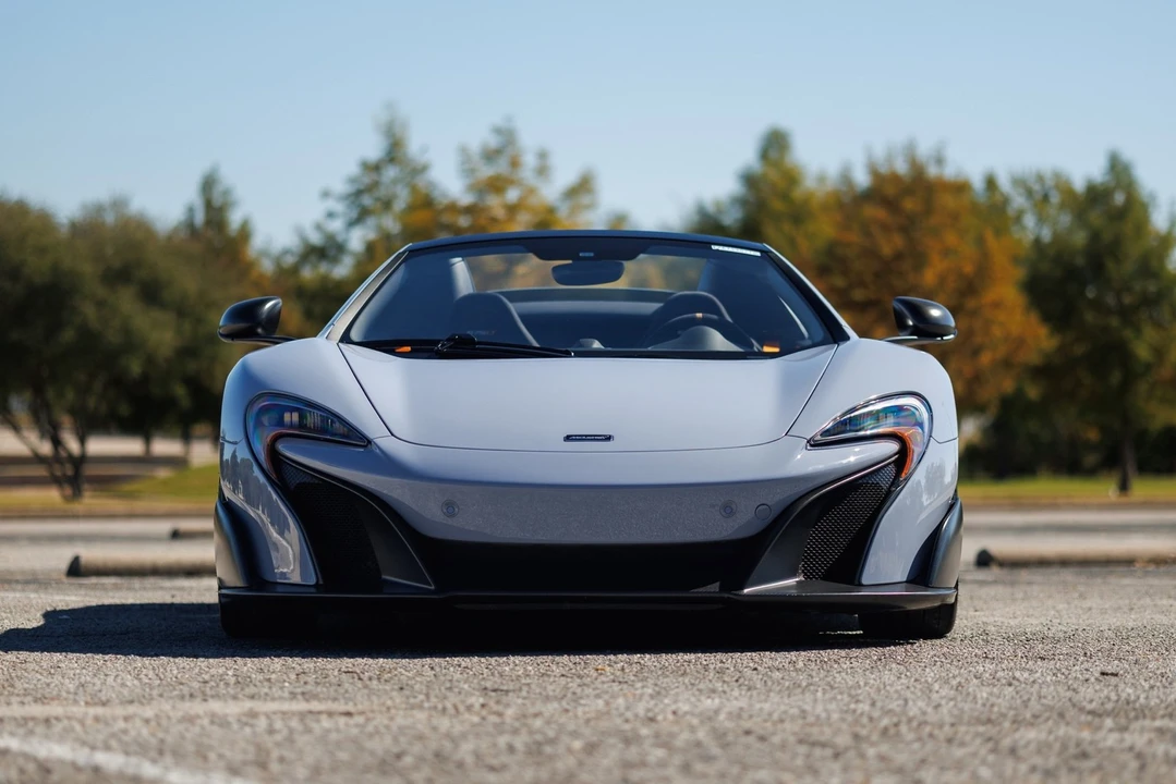 2016 McLaren 675LT Spider - Image 12 of 12