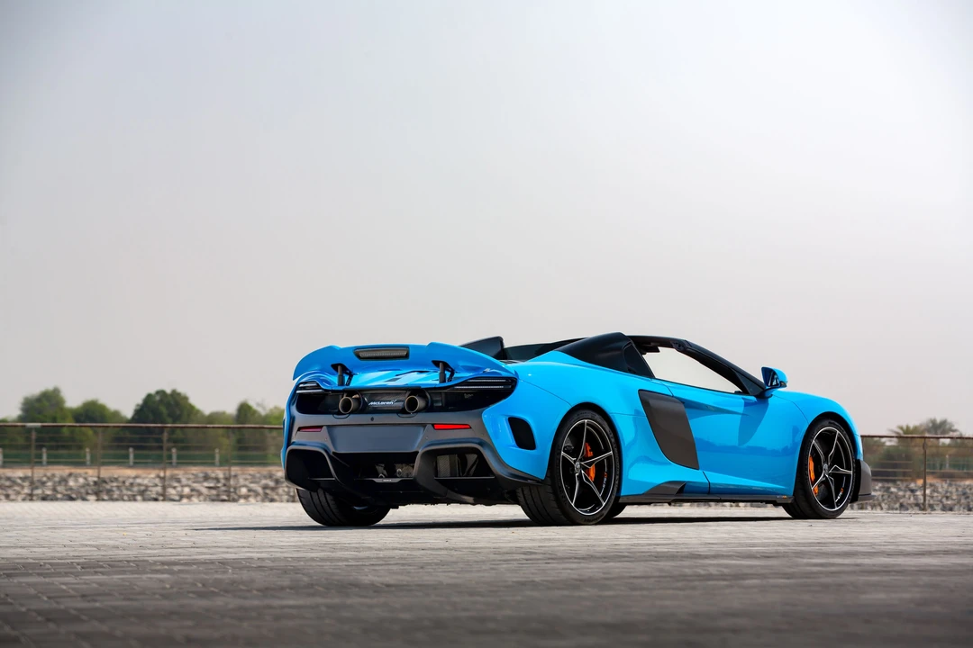 2016 McLaren 675LT Spider - Image 5 of 31