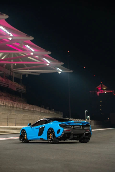 2016 McLaren 675LT Spider - Image 10 of 31