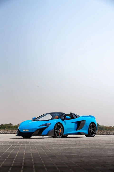 2016 McLaren 675LT Spider - Image 22 of 31