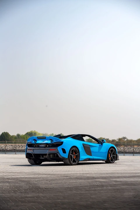 2016 McLaren 675LT Spider - Image 4 of 31