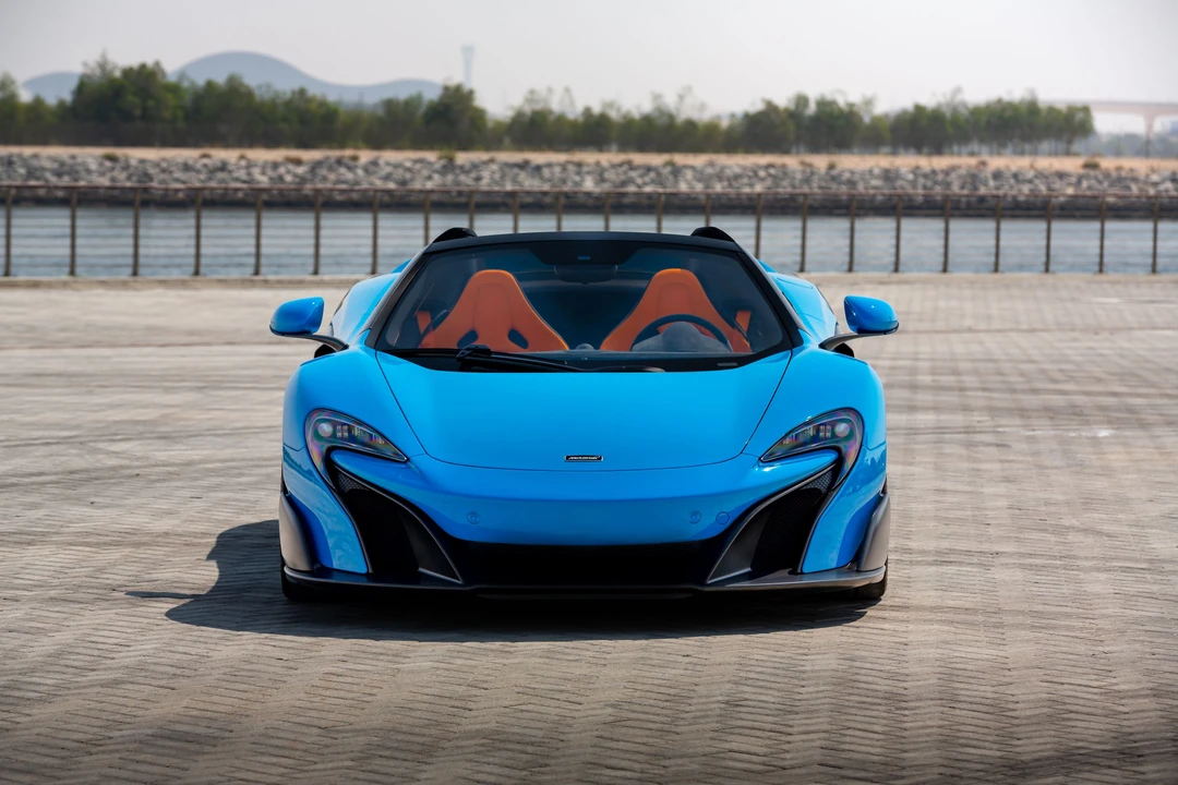 2016 McLaren 675LT Spider - Image 14 of 31