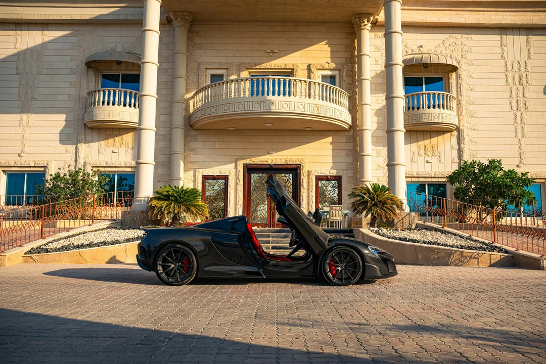 2016 McLaren 675LT Spider - Image 20 of 21