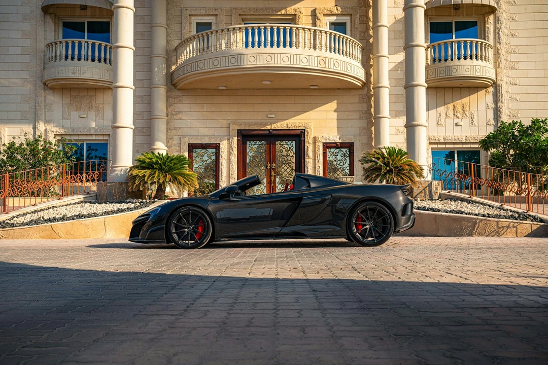2016 McLaren 675LT Spider - Image 15 of 21