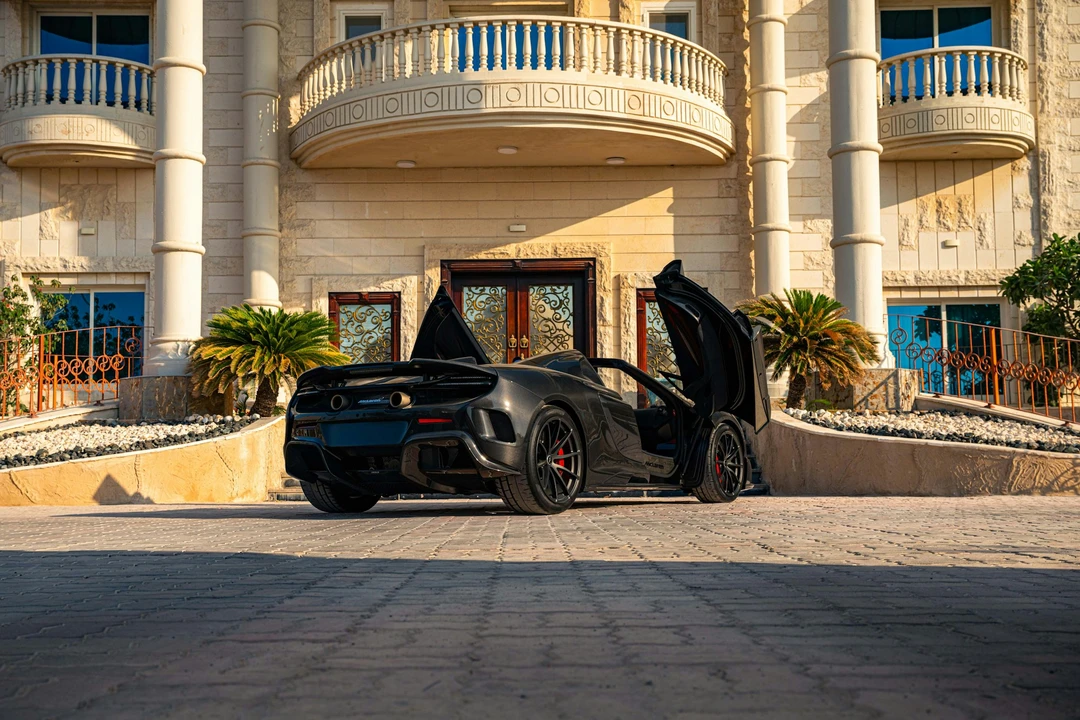 2016 McLaren 675LT Spider - Image 19 of 21