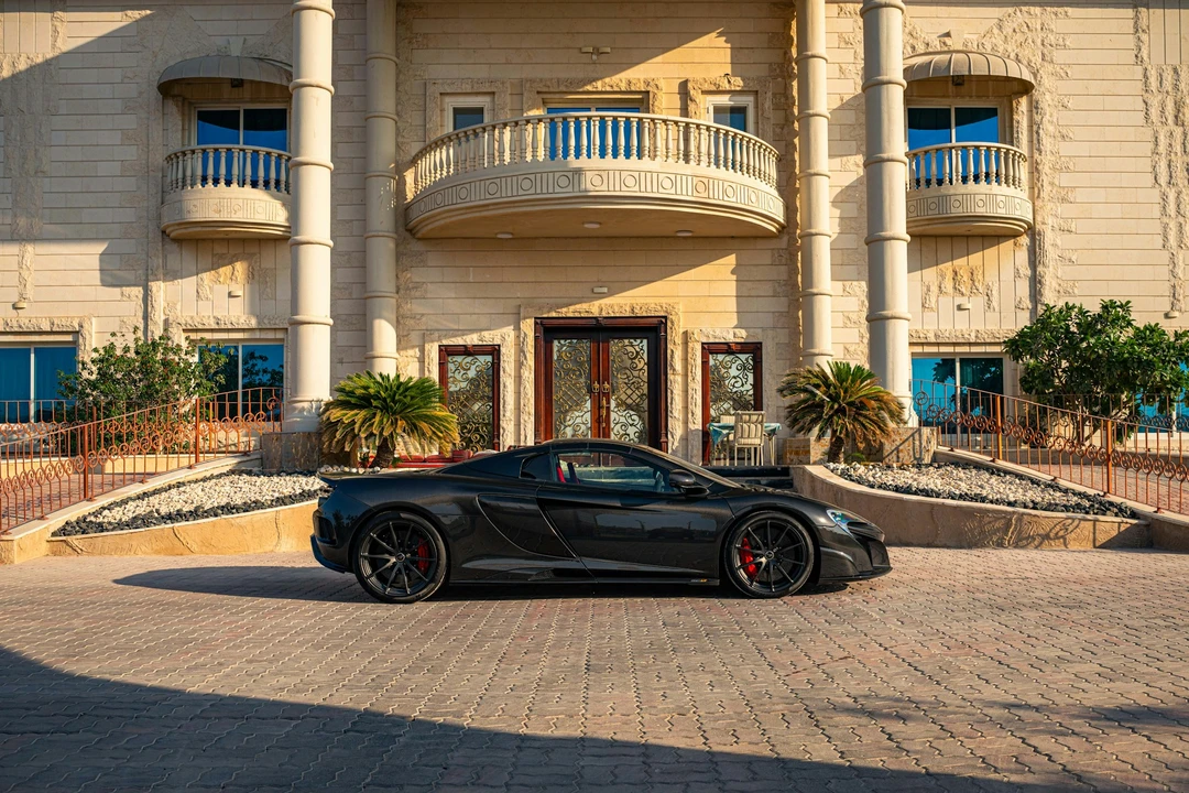 2016 McLaren 675LT Spider - Image 12 of 21