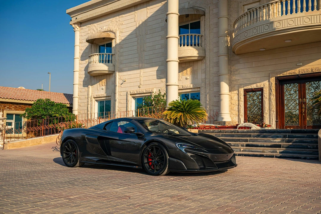 2016 McLaren 675LT Spider - Image 11 of 21