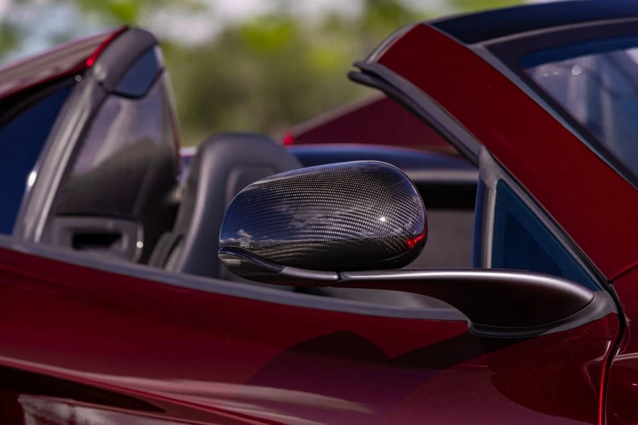 2016 McLaren 675LT Spider - Image 12 of 31