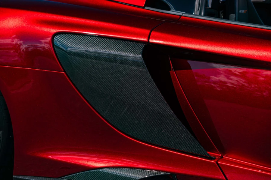 2016 McLaren 675LT Spider - Image 22 of 31