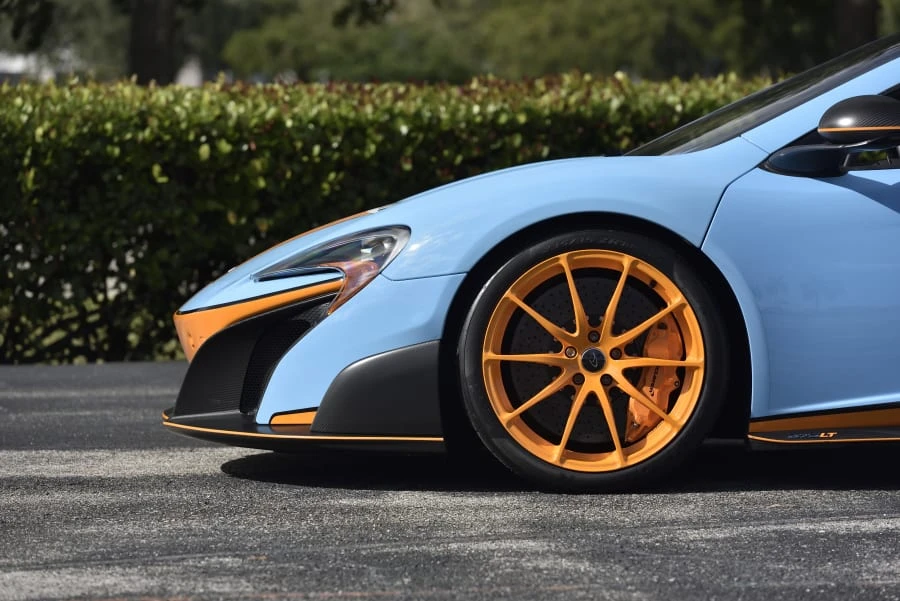 2016 McLaren 675LT Spider - Image 19 of 31