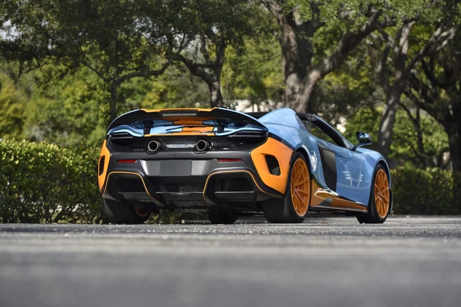 2016 McLaren 675LT Spider - Image 17 of 31