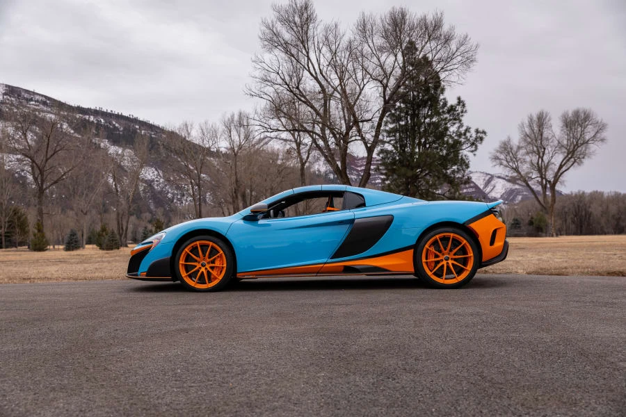 2016 McLaren 675LT Spider - Image 2 of 31