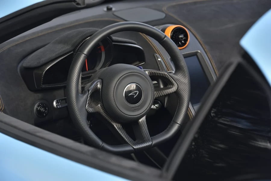 2016 McLaren 675LT Spider - Image 29 of 31