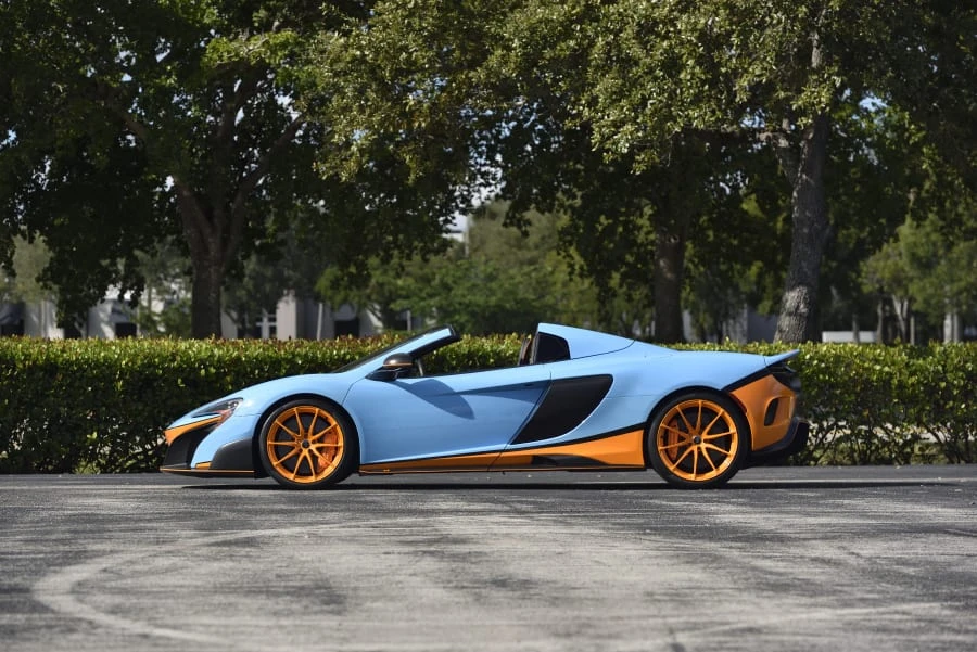 2016 McLaren 675LT Spider - Image 26 of 31