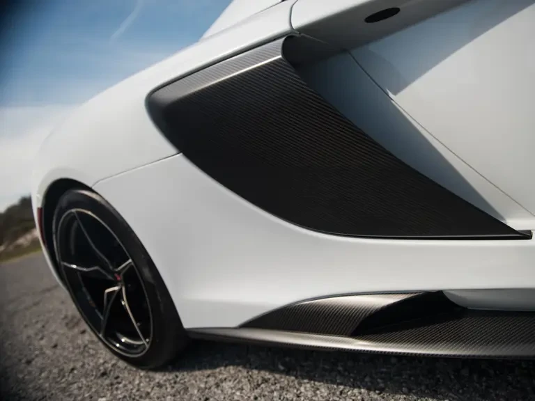 2016 McLaren 675LT Spider - Image 15 of 30