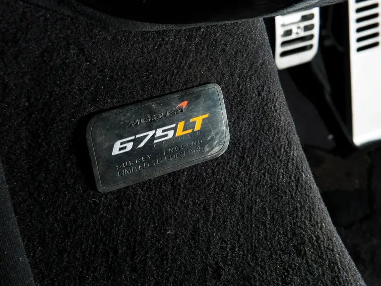 2016 McLaren 675LT Spider - Image 25 of 30