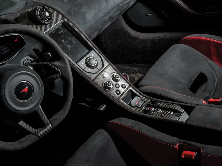 2016 McLaren 675LT Spider - Image 23 of 30