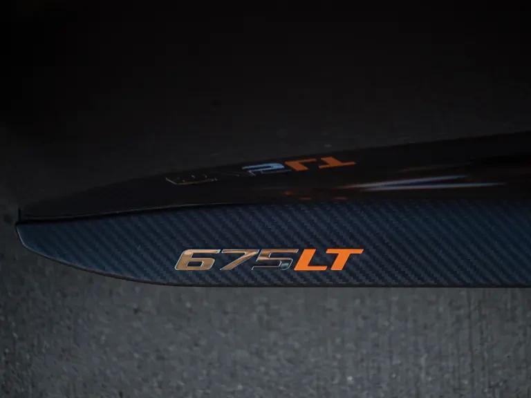 2016 McLaren 675LT Spider - Image 8 of 31
