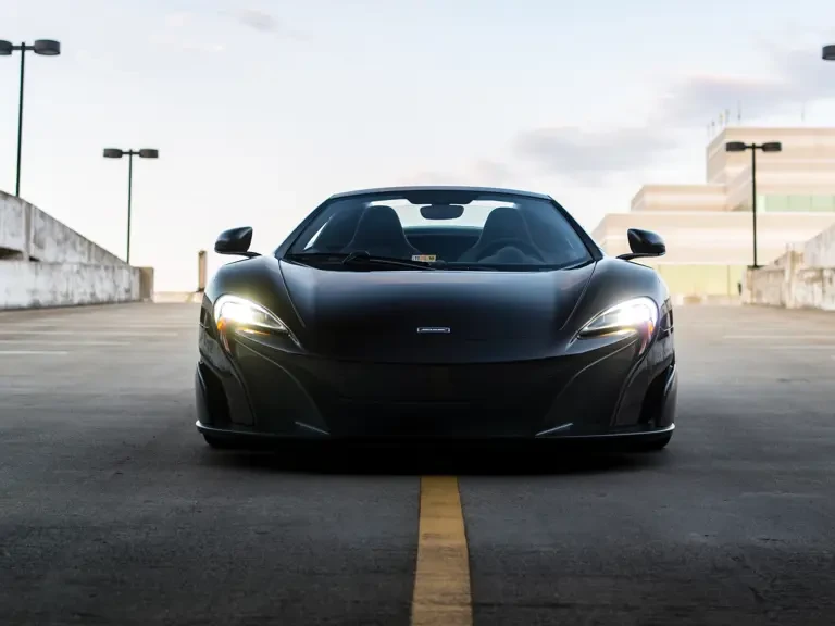 2016 McLaren 675LT Spider - Image 9 of 31