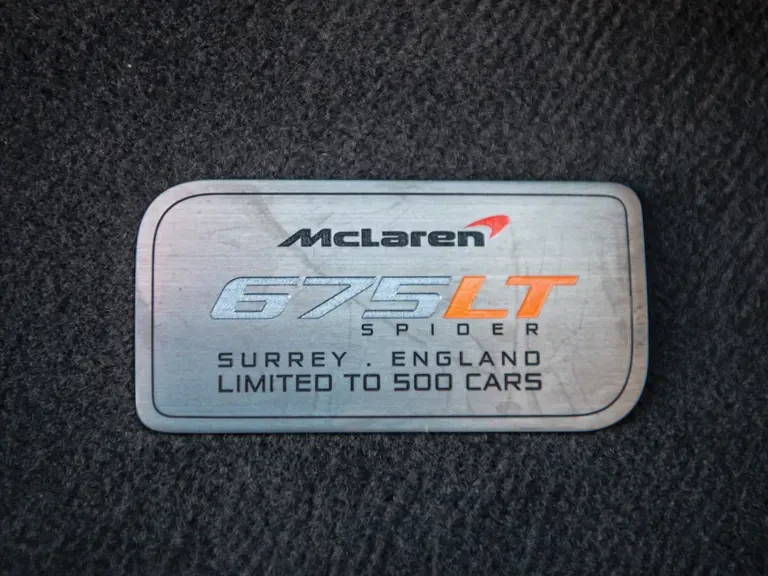 2016 McLaren 675LT Spider - Image 16 of 31