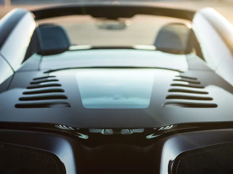 2016 McLaren 675LT Spider - Image 4 of 31