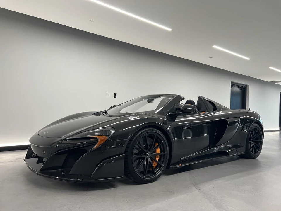 2016 McLaren 675LT Spider - Image 4 of 30
