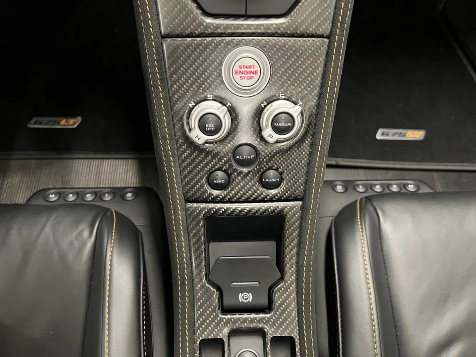 2016 McLaren 675LT Spider - Image 21 of 30
