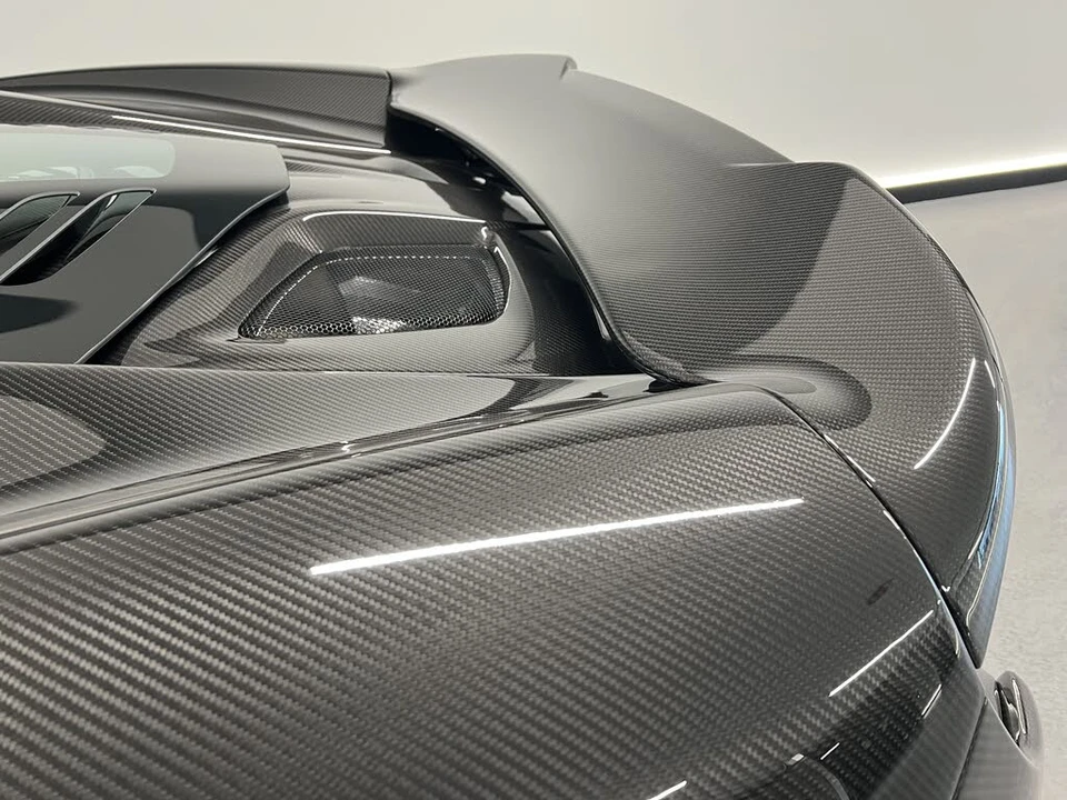 2016 McLaren 675LT Spider - Image 27 of 30