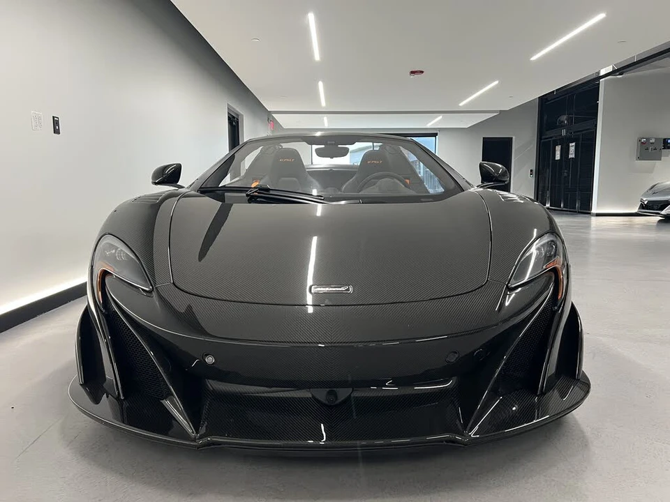 2016 McLaren 675LT Spider - Image 6 of 30