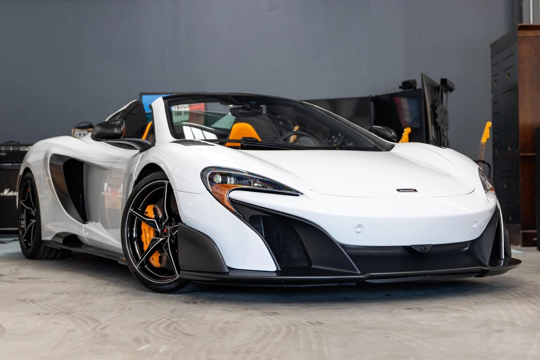 2016 McLaren 675LT Spider - Image 6 of 6