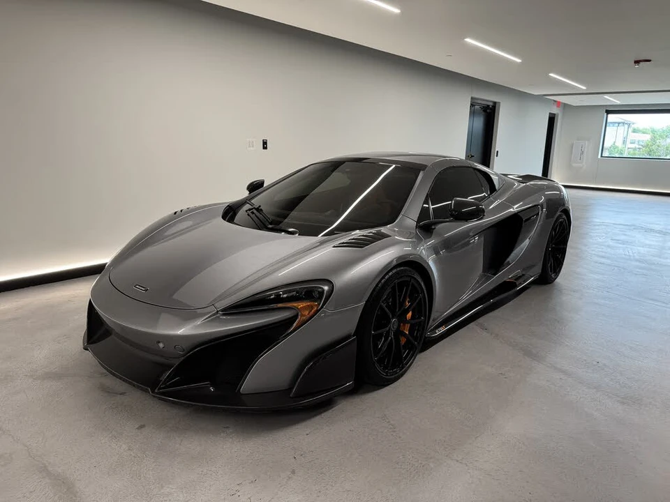 2016 McLaren 675LT Spider - Image 8 of 19