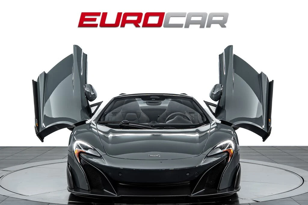 2016 McLaren 675LT Spider - Image 11 of 31