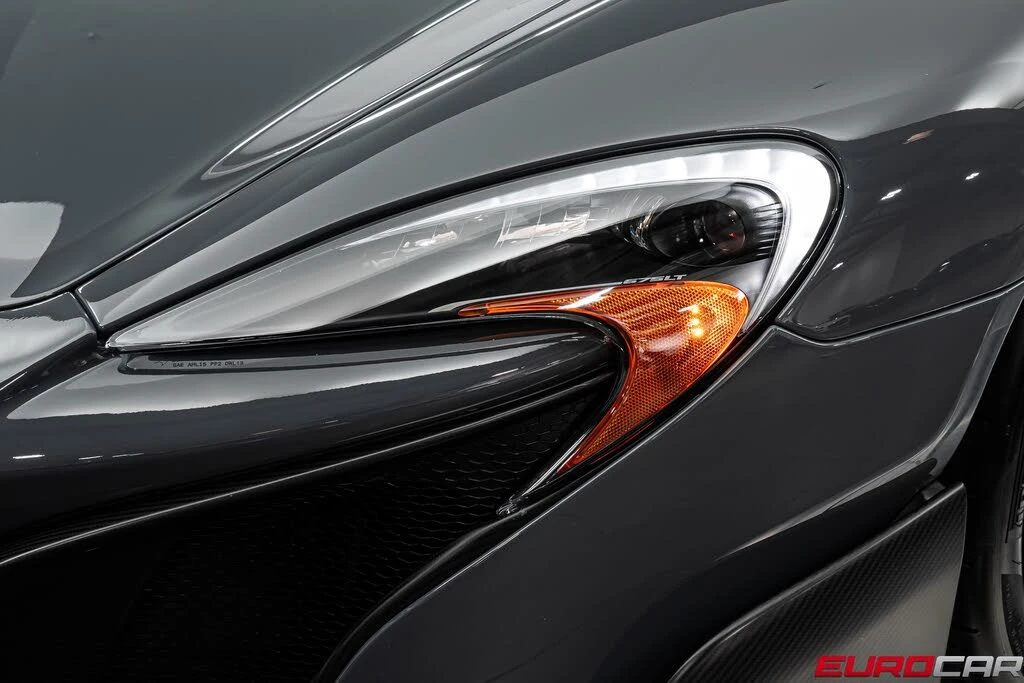 2016 McLaren 675LT Spider - Image 15 of 31