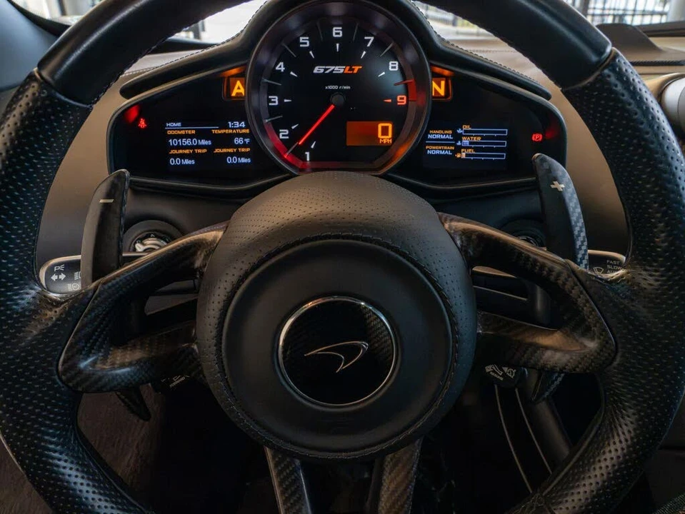 2016 McLaren 675LT Spider - Image 15 of 27