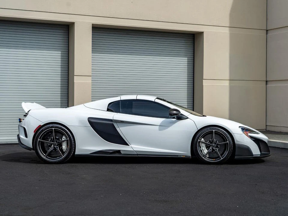 2016 McLaren 675LT Spider - Image 6 of 27