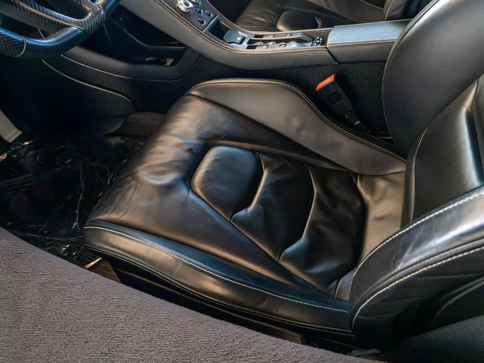 2016 McLaren 675LT Spider - Image 14 of 27